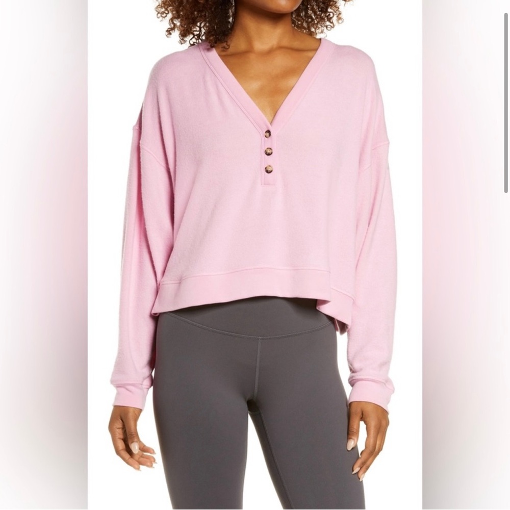 Alo Alolux Soho Cropped Henly in Parisian Pink - Size S